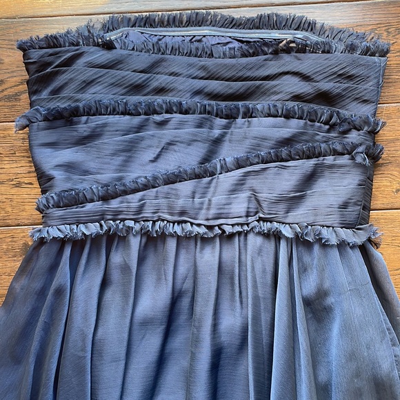 Monique Lhullier navy blue strapless gown prom bridesmaid size 8 - Picture 5 of 9